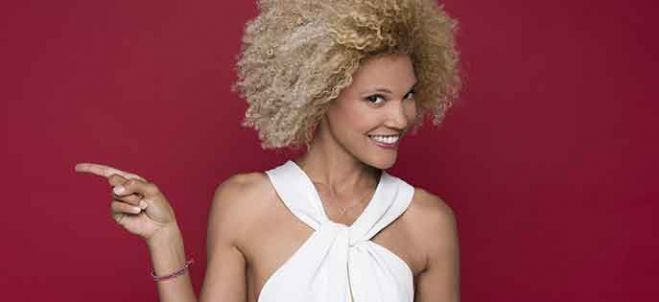 Amanda Scott présentera “Le Bêtisier de Noël 2016” jeudi 24 décembre sur France 2