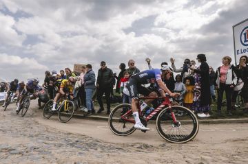 Cyclisme : Paris-Roubaix 2024 à suivre en direct sur France 3 les 6 &amp; 7 avril