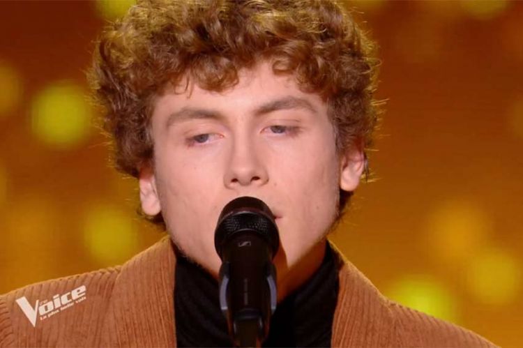 "The Voice" : Arthur chante "Yellow" de Coldplay - Vidéo