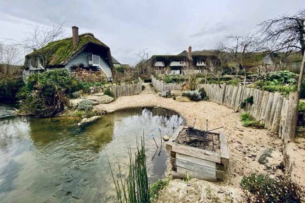 "Le goût de la terre" à la ferme du Bec Hellouin sur France 3 lundi 4 septembre 2023 - Vidéo