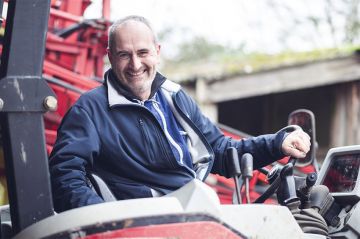 &quot;L&#039;amour est dans le pré&quot; : découvrez Gilles, céréalier, agriculteur de la saison 20 sur M6