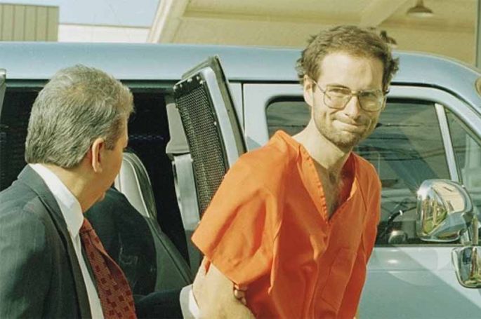 “Enquête de vérité” : « David Koresh, le gourou polygame de l’apocalypse » mardi 15 février sur RMC Story
