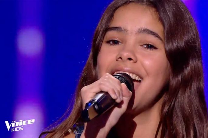 Replay "The Voice Kids" : Lila chante "Hopelessly Devoted To You" d'Olivia Newton-John (vidéo)
