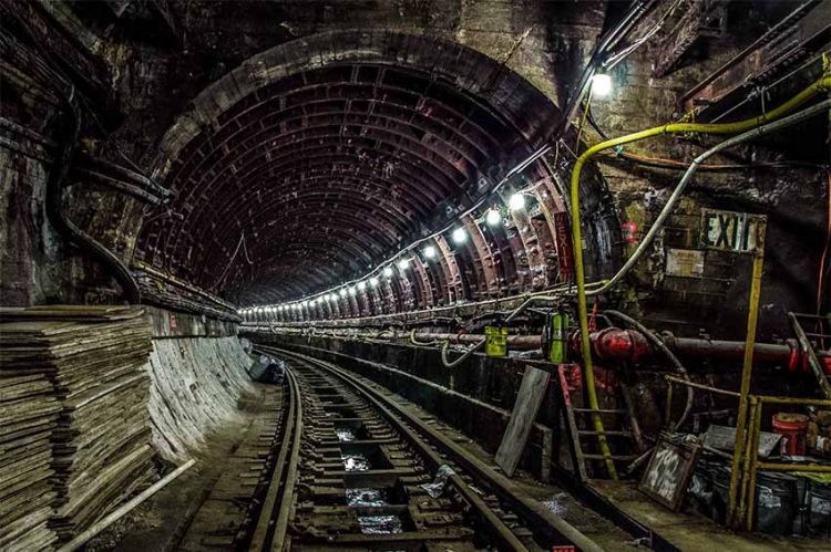 « Les 10 catastrophes qui ont marqué la planète » : Ponts, tunnels & barrages, lundi 12 décembre 2022 sur RMC Story