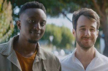 &quot;Jumeaux mais pas trop&quot; avec Ahmed Sylla et Bertrand Usclat diffusé sur M6 vendredi 30 août 2024 (vidéo)