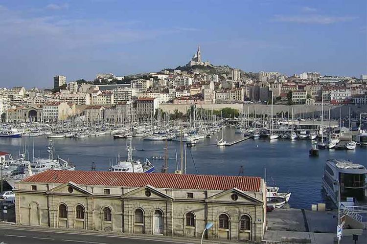 “Enquête Exclusive” en immersion au port de Marseille, ce soir sur M6 (vidéo)