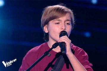 Replay &quot;The Voice Kids&quot; : Aurélien chante &quot;With Or Without You&quot; de U2 - Vidéo