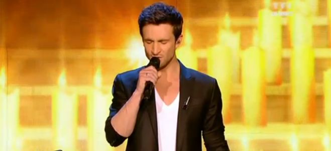 Vidéo Replay “The Voice” : Benjamin Bocconi interprète « Bridge Over Troubled Water »