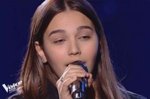 Replay “The Voice Kids” : Manon chante « Quand on a que l&#039;amour » de Jacques Brel (vidéo)