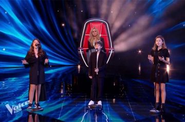 Replay "The Voice Kids" : Scarlett, Tim et Louise chantent "Un homme heureux" de William Sheller (vidéo)