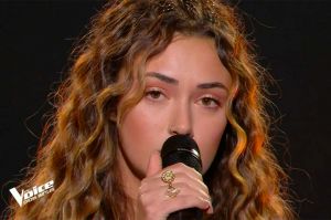 Replay “The Voice” : Victoria Adamo chante « Comme d&#039;habitude » de Claude François (vidéo)