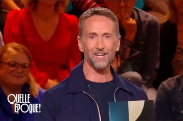 "Le Phil'Pol" de Philippe Caverivière du 21 octobre 2023 dans "Quelle époque !" sur France 2 - Vidéo