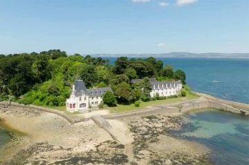 "Les 100 lieux qu'il faut voir" : La Bretagne des druides et des légendes, de Saint-Brieuc à Lorient dimanche 22 décembre sur France 5