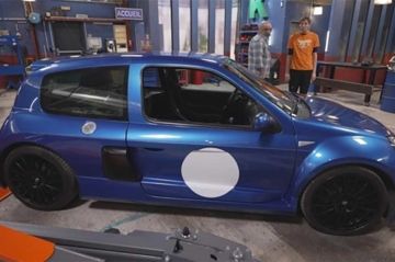 "Wheeler Dealers France", restauration d'une Renault Clio V6 lundi 16 septembre 2024 sur RMC Découverte (vidéo)