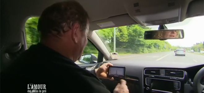 Replay “L&#039;amour est dans le pré” : François se bat avec un GPS en Irlande ! (vidéo)