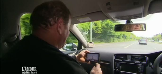 Replay “L'amour est dans le pré” : François se bat avec un GPS en Irlande ! (vidéo)