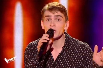 Replay The Voice - Alphonse chante son premier single inédit "A tous les coups" en super finale (vidéo)