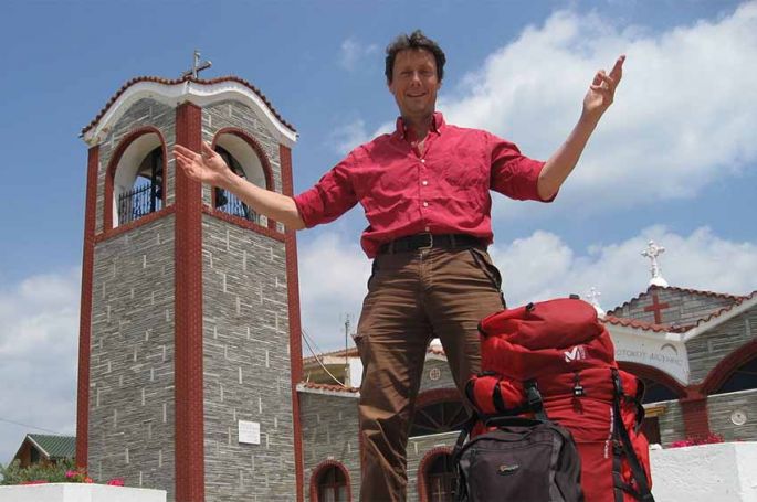 « J&#039;irai dormir chez vous » en Grèce et en Australie vendredi 5 août sur RMC Découverte avec Antoine de Maximy
