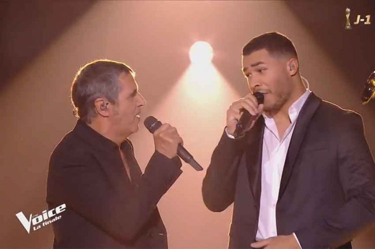 Replay “The Voice” : Pierre Danaë & Julien Clerc « For Me Formidable » de Charles Aznavour en finale (vidéo)