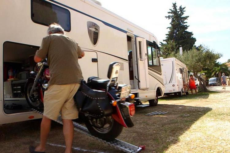 “Grands Reportages” : « Jamais sans mon camping car », samedi 24 juillet sur TF1