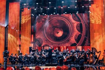 &quot;Fauteuils d’orchestre&quot; : Louis Langrée célèbre l’Opéra-Comique vendredi 6 décembre 2024 sur France 5