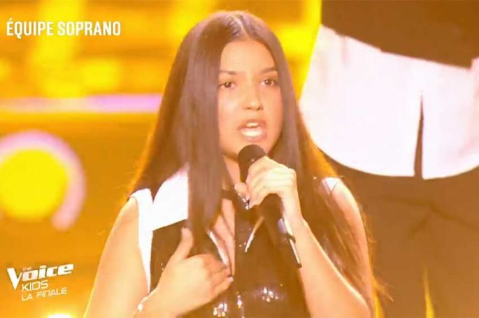 Replay "The Voice Kids" : Léna chante « Mamma Knows Best » de Jessie J (vidéo)