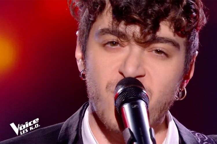 Replay “The Voice” : Sam Tallet chante « L’opportuniste » de Jacques Dutronc (vidéo)