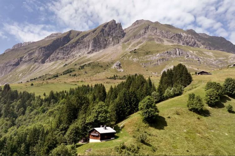 &quot;Ça chauffe à la montagne&quot; : la réinvention des sports d&#039;hiver face au réchauffement climatique, mardi 21 janvier 2025 sur France 5