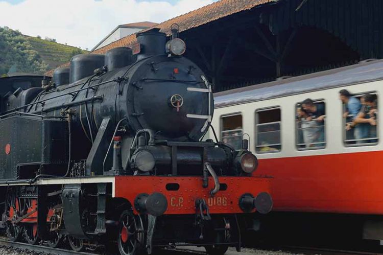 « Les plus beaux train d'Europe » au Portugal, samedi 7 mai sur C8