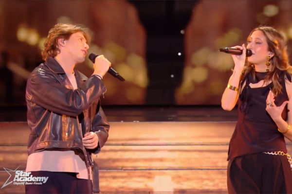 Replay "Star Academy" : Ulysse et Styleto chantent "Faut que tu m'aimes" (vidéo)