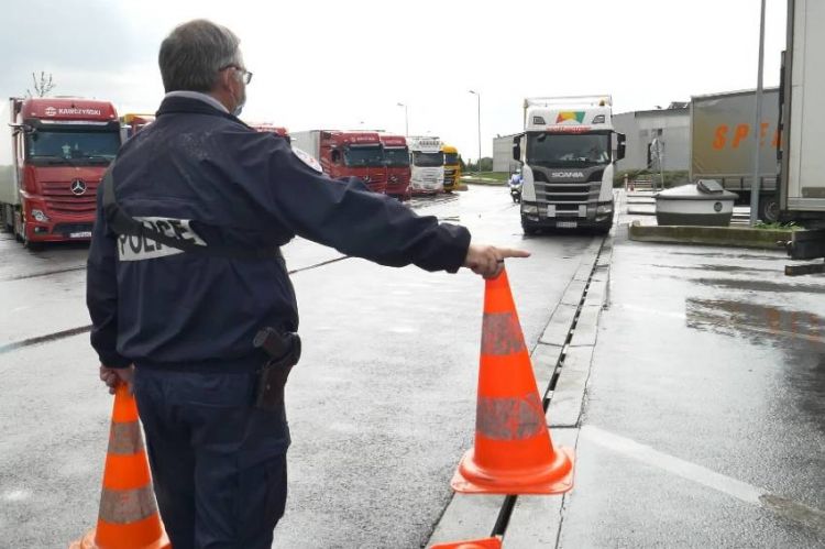 « Routiers : un quotidien sous haute tension » mercredi 25 mai sur RMC Story