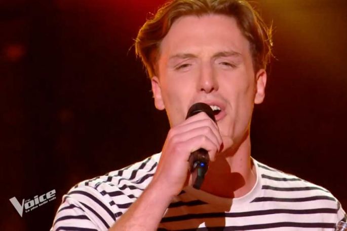 &quot;The Voice&quot; : Théo Montangon chante &quot;j'veux du soleil&quot; de Au P'tit bonheur - Vidéo