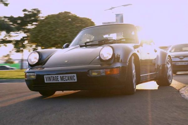 &quot;Vintage Mecanic&quot; : Restauration d&#039;une Porsche 911 Type 964 Jubile sur RMC Découverte lundi 28 avril 2025 (vidéo)