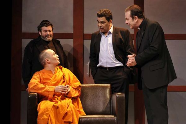 La pièce "Bonté divine !" avec Roland Giraud diffusée sur Culturebox dimanche 16 février 2025