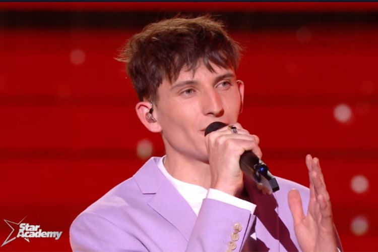 Replay "Star Academy" : Victorien chante "10 ans de nous" de Ben Mazué - Vidéo