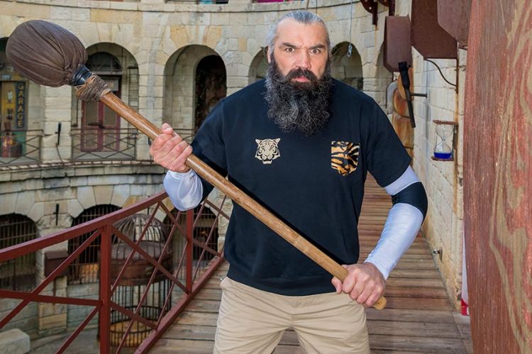 “Fort Boyard” : Olivier Minne reçoit l'équipe de Sébastien Chabal samedi 31 juillet sur France 2