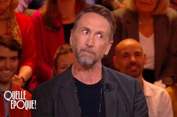 Revoir &quot;Le Phil&#039;Pol&quot; de Philippe Caverivière du 9 mars 2024 dans &quot;Quelle époque !&quot; sur France 2 - Vidéo