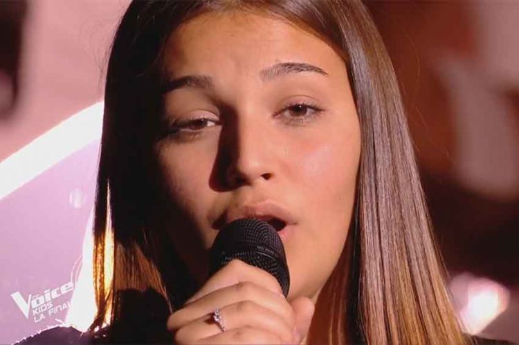 Replay “The Voice Kids” : Manon chante « Le monde est stone » de Starmania (vidéo)