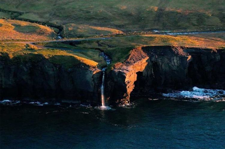 « L’Irlande, entre terre et mer » : voyage historique au cœur d’une contrée à la beauté austère sur ARTE samedi 5 octobre 2024