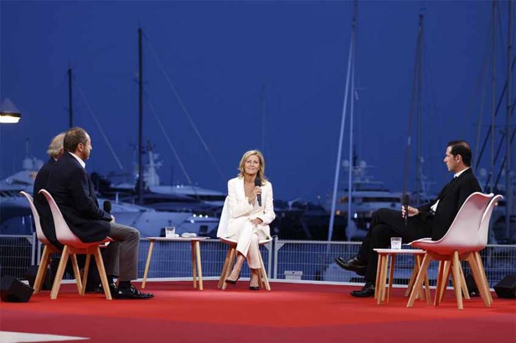 “Passage des arts” à Cannes dimanche 22 mai : les invités reçus par Claire Chazal sur France 2