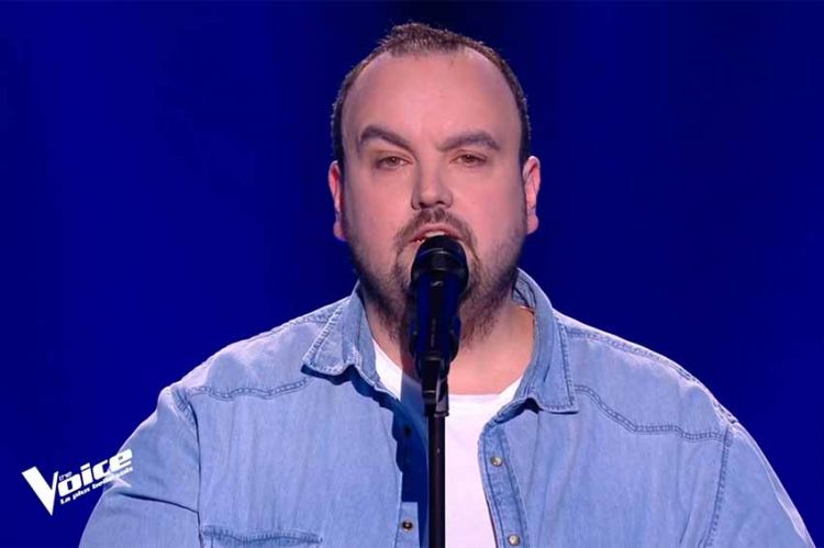 Replay “The Voice” : Axel chante « Tout l&#039;univers » de Gjon&#039;s Tears (vidéo)