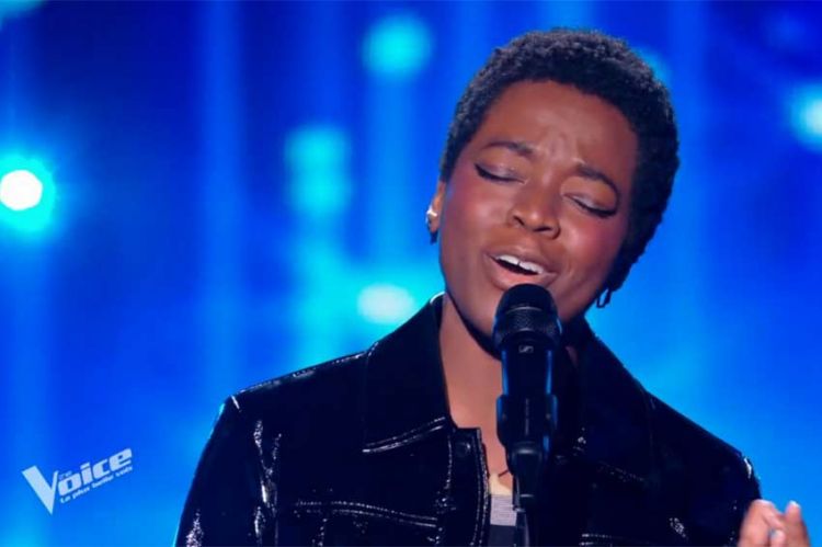 "The Voice" : Adnaé chante "Voilà" de Barbara Pravi - Vidéo