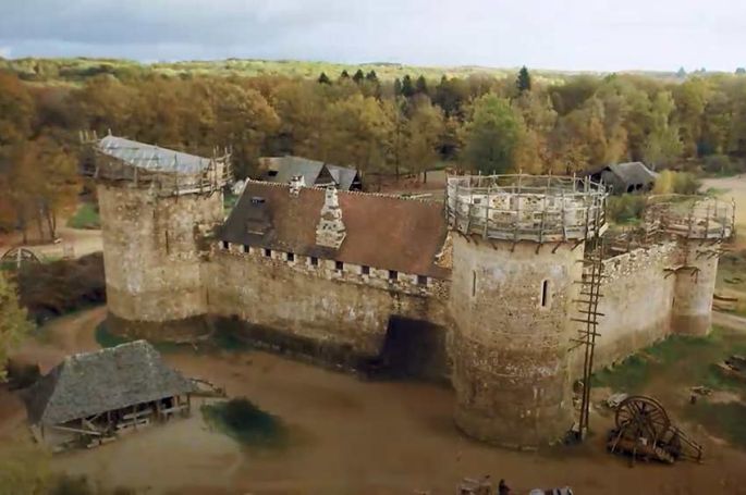 &quot;L&#039;âge d&#039;or des châteaux forts&quot; : une plongée dans ces forteresses qui ont bâti l&#039;histoire sur RMC Découverte (vidéo)