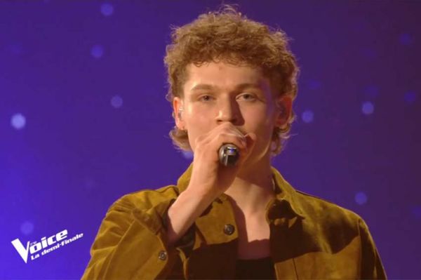 Replay &quot;The Voice&quot; : Neven chante &quot;Ne me quitte pas&quot; de Jacques Brel (vidéo)