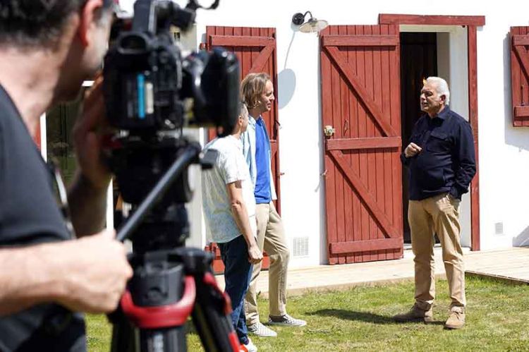 “M comme Maison” à Avignon avec Stéphane Thebaut, vendredi 9 juillet sur C8