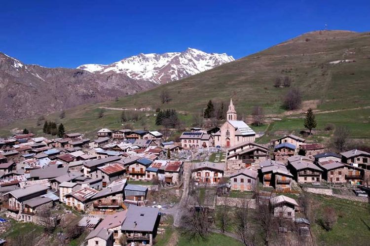 "Des racines et des ailes" dans les Alpes françaises, mercredi 7 janvier 2026 sur France 3
