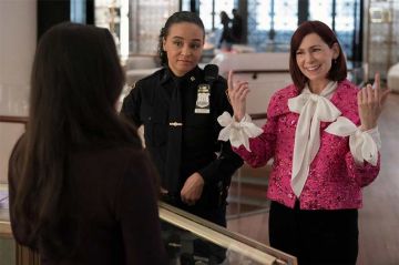 "Elsbeth" saison 2 : résumé des épisodes 3 &amp; 4 diffusés mercredi 19 février 2025 sur TF1