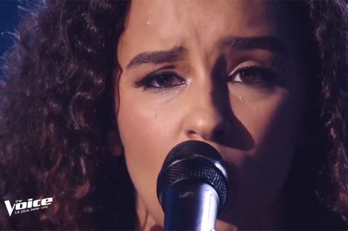 Replay "The Voice" : Mathilde chante "Le bleu lumière" de Cerise Calixte (vidéo)