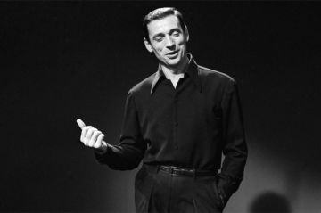 &quot;Yves Montand entre en scène : chansonnier par excellence&quot; sur ARTE dimanche 28 janvier 2024