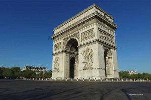 Inédit : « Les plus grandes places de Paris » vendredi 29 avril sur RMC Découverte